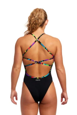 Funkita Damen Badeanzug Beat It Black Strapped In -Schwimmbekleidungs Geschäft Funkita Damen Badeanzug Rain Down Strapped In 860 03