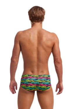 Funky Trunks Herren Speed Cheat Sidewinder Badehose -Schwimmbekleidungs Geschäft Funky Trunks Herren Sea Stars Sidewinder Badehose 818 03