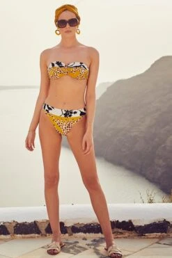 Santorini Sun Bandeau-Bikini -Schwimmbekleidungs Geschäft bandeau bikini gelb weiss schwarz fuerstenberg 27850448 4